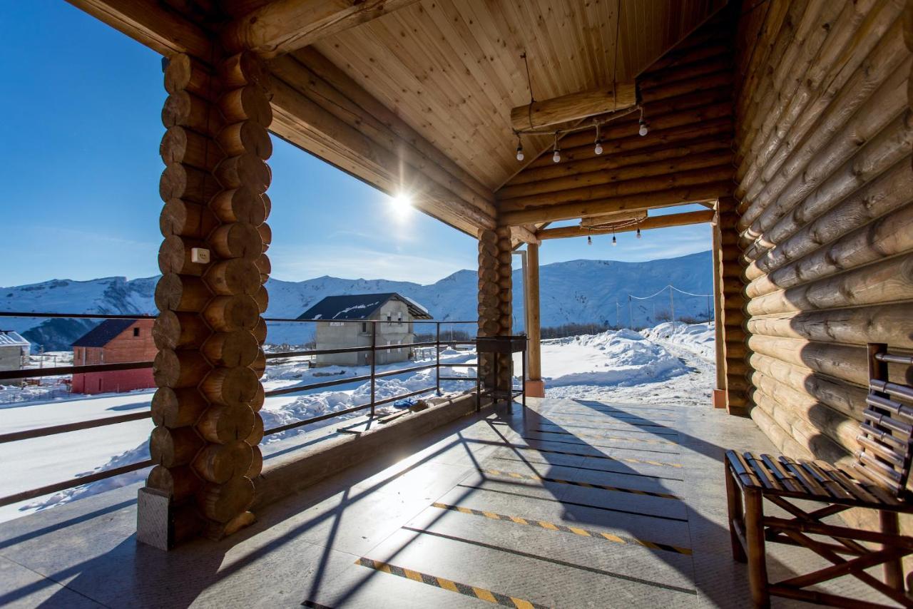 גודאורי Snow Time Eco Chalet מראה חיצוני תמונה