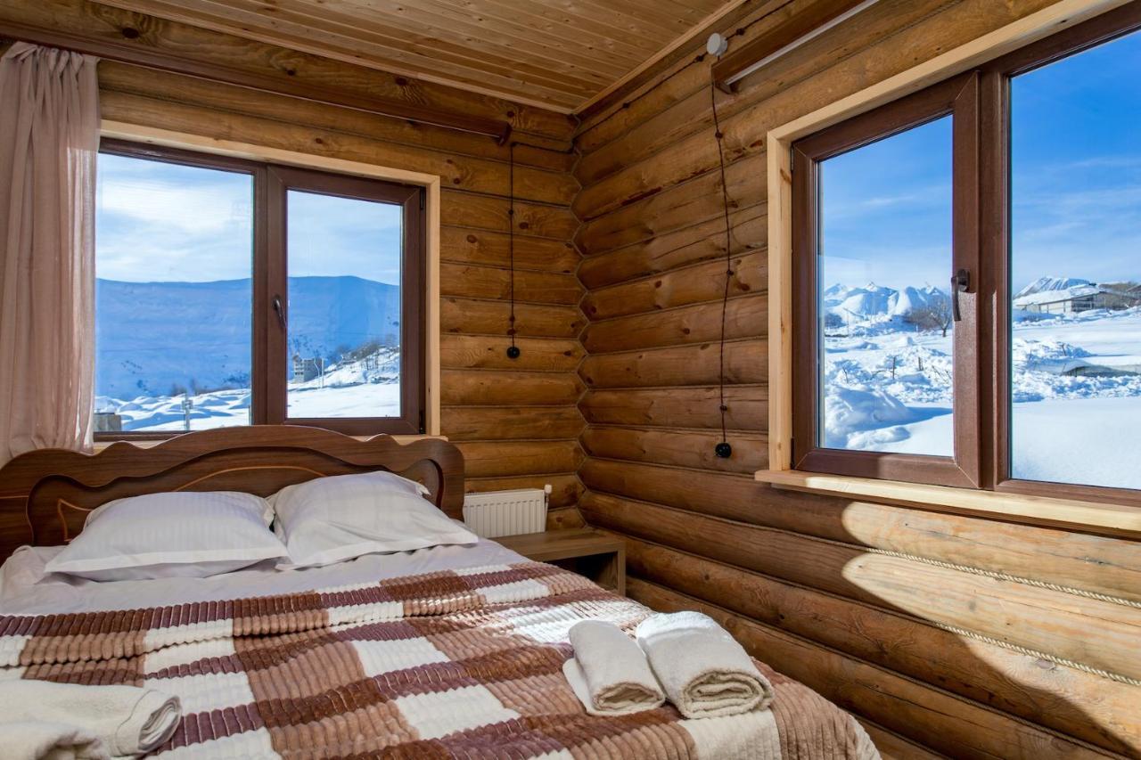 גודאורי Snow Time Eco Chalet מראה חיצוני תמונה