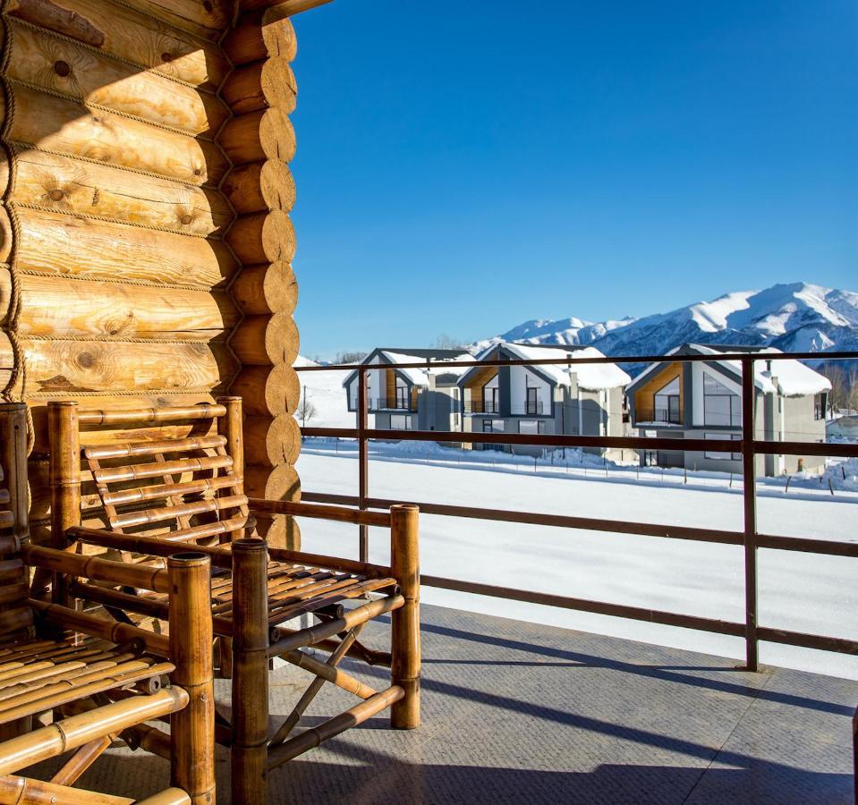 גודאורי Snow Time Eco Chalet מראה חיצוני תמונה